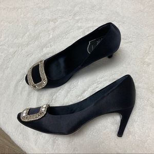Roger Vivier Trompette satin evening pumps 37